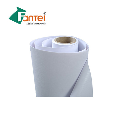 240gsm 7oz 200D * 300D PVC Banner Rolls Frontlit ลามิเนตเย็น