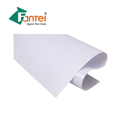 300dx500d แบนเนอร์ PVC Frontlit ลามิเนตร้อน 440GSM 18X12 Brilliant